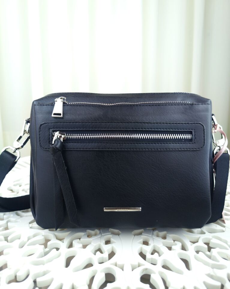 SARACH Kadın Omuz Çantası - Siyah