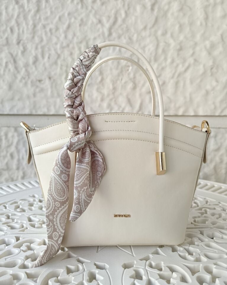 SARACH Kadın Omuz Çantası - Bej (Parlak)