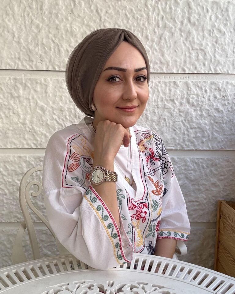 Burgu Detaylı Hazır Tül Bone – Haki