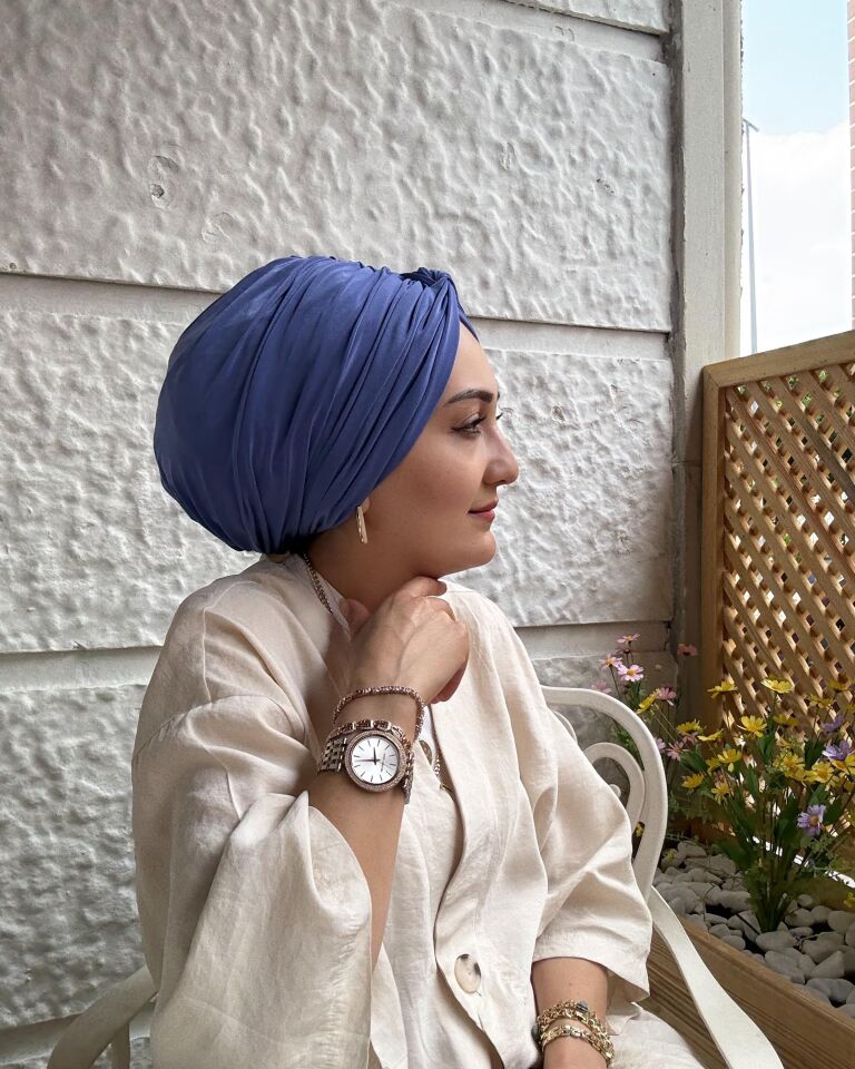 Burgu Detaylı Hazır Bone – Morcivert