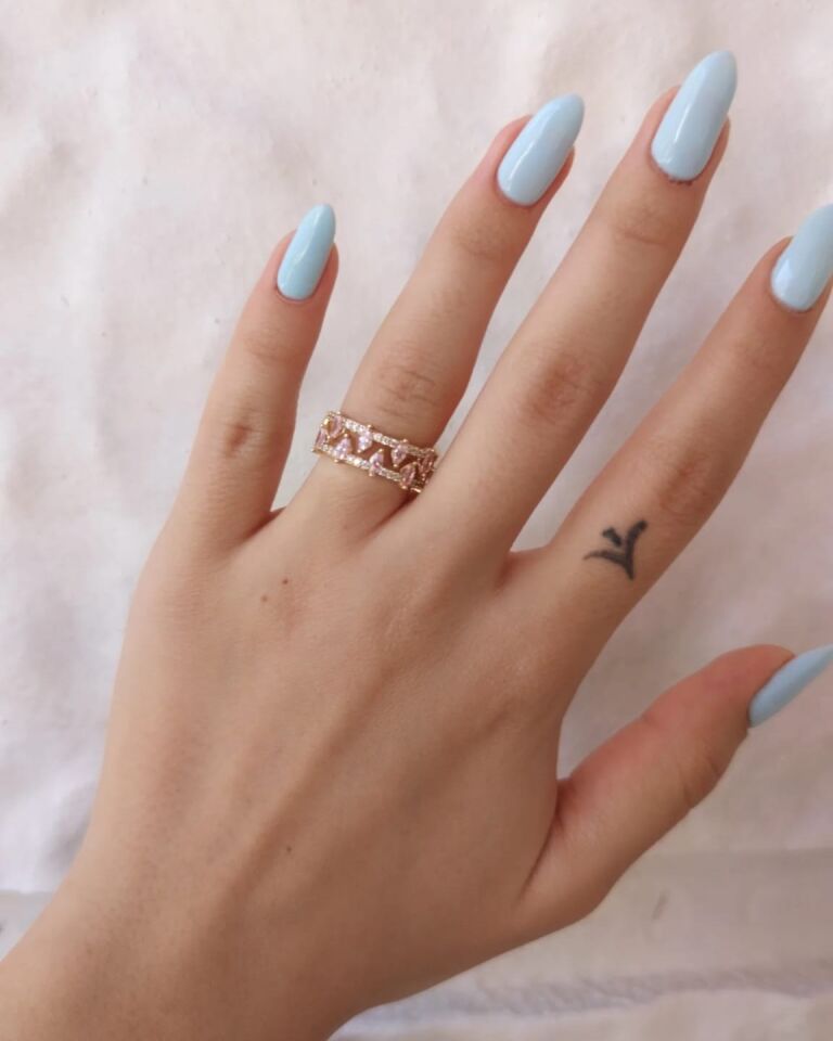 Pembe Taşlı Tamtur