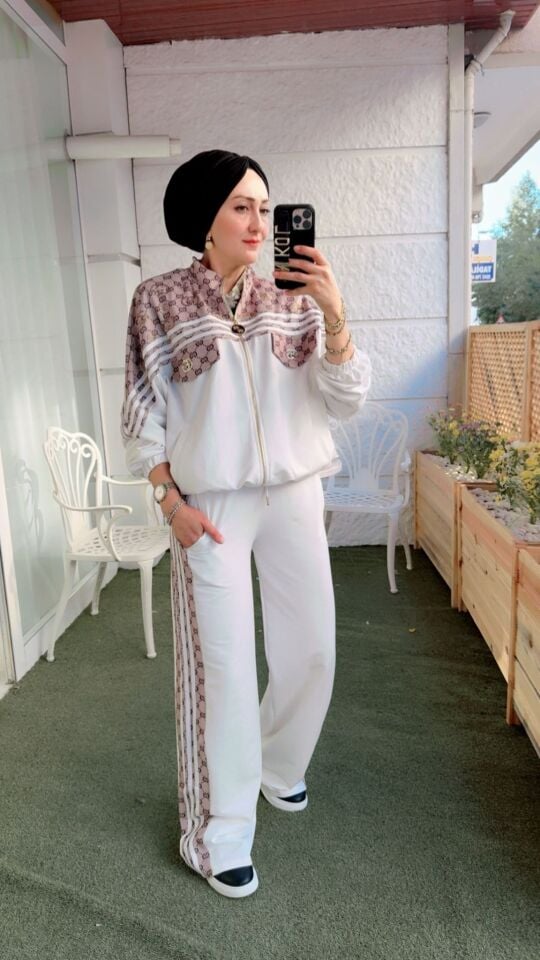 Taş Detaylı Eşofman Takımı - Beyaz