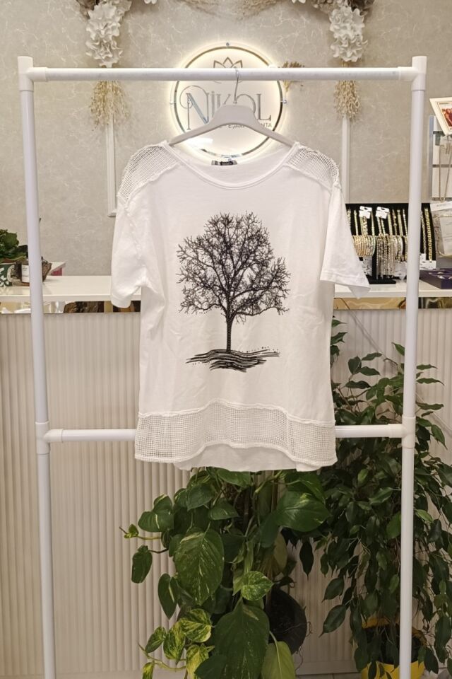 Ağaç Desenli Tişört