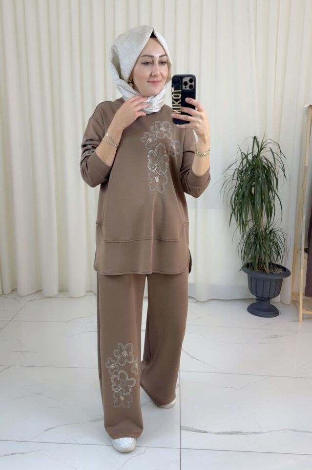 Çiçek İşlemeli İkili Takım - Kahverengi