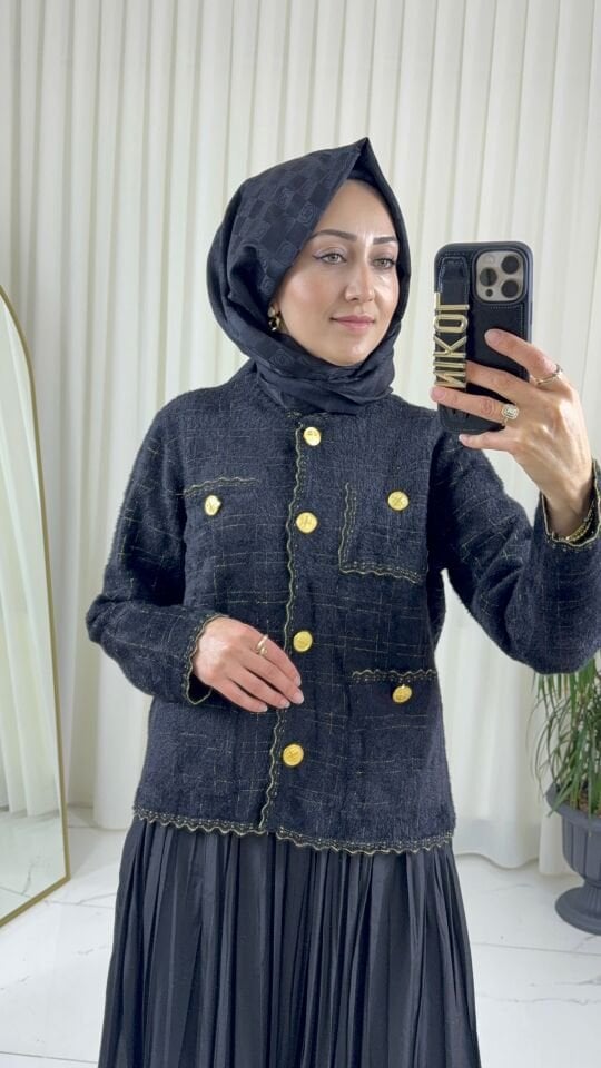 GOLD IŞILTILI SİYAH TRİKO CEKET