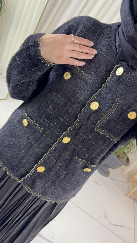 GOLD IŞILTILI SİYAH TRİKO CEKET