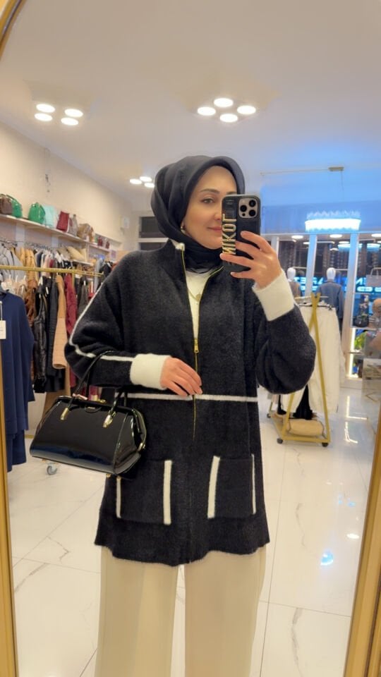 ANGORA SİYAH FERMUARLI HIRKA